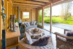 Tuinpaviljoen Antibe  |   Ruime keuze kachels van bekende merken. Top-kwaliteit hang- en sluitwerk in extra zware uitvoering