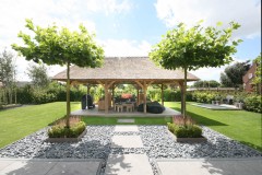 Traditionele bijgebouwen van Eiken & Riet